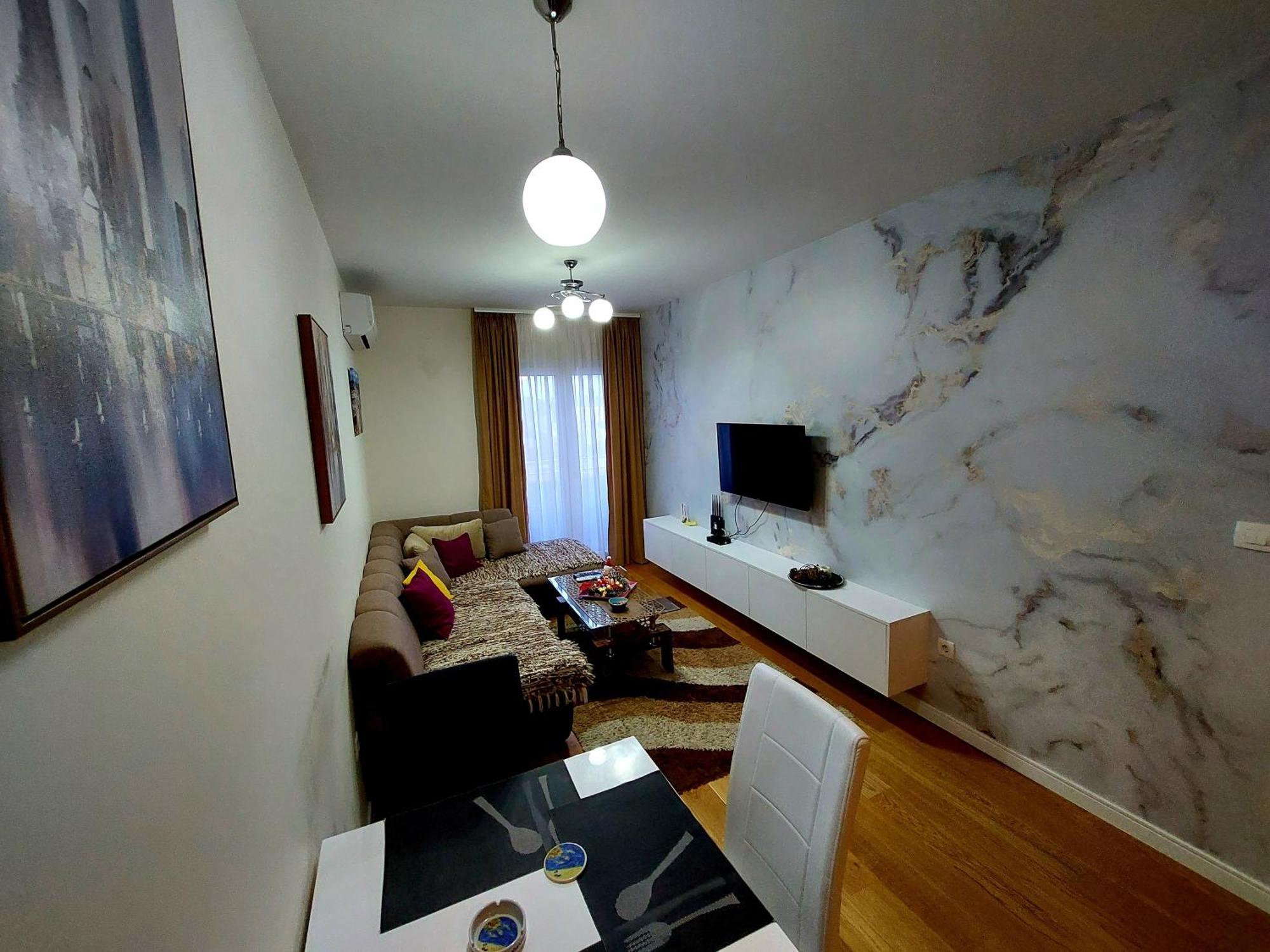 New York - Central Point Podgorica Extérieur photo